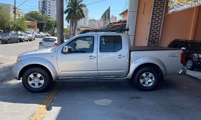 Nissan Frontier 2.5 ...