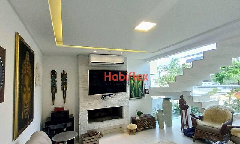 Casa Com 3 Dormitóri...