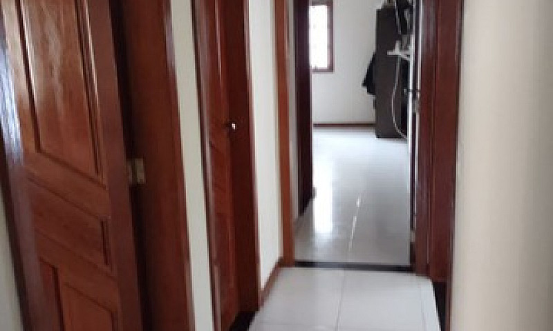 Casa Com 4 Quartos E...