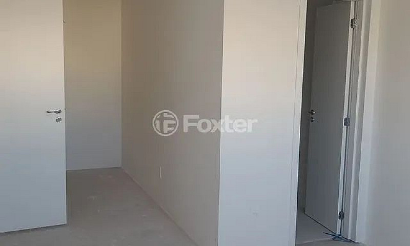 Apartamento Novo Com...