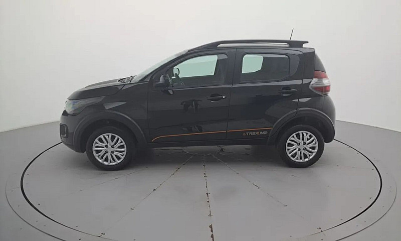 Fiat Mobi Trekking 1...