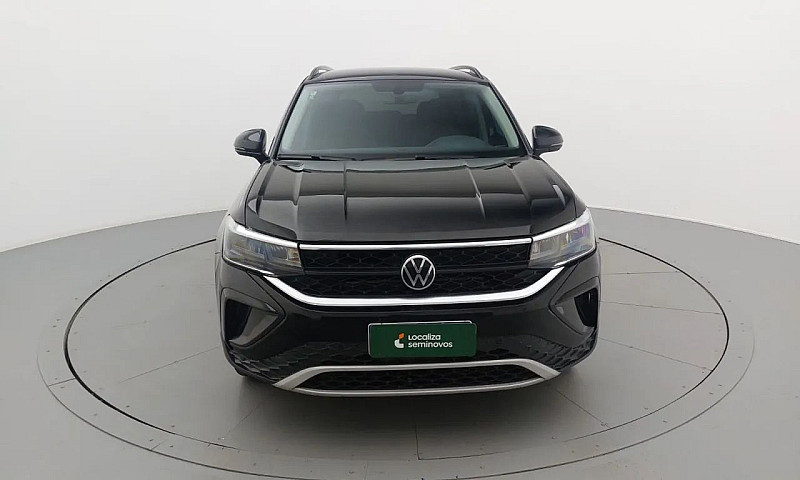 Volkswagen Taos 2023...