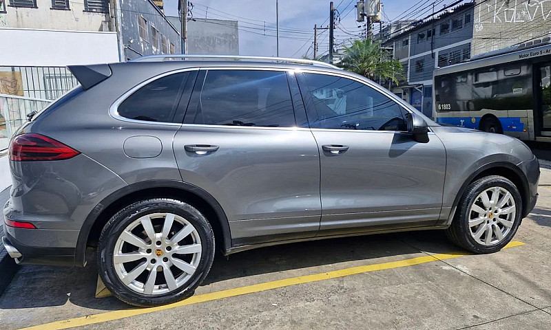 Porsche Cayenne V6 3...