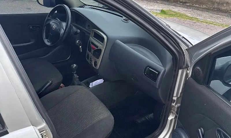 Fiat Palio 1.0 Econo...