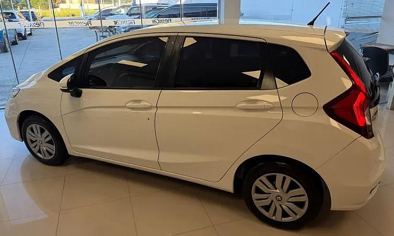 Honda Fit Personal 1...