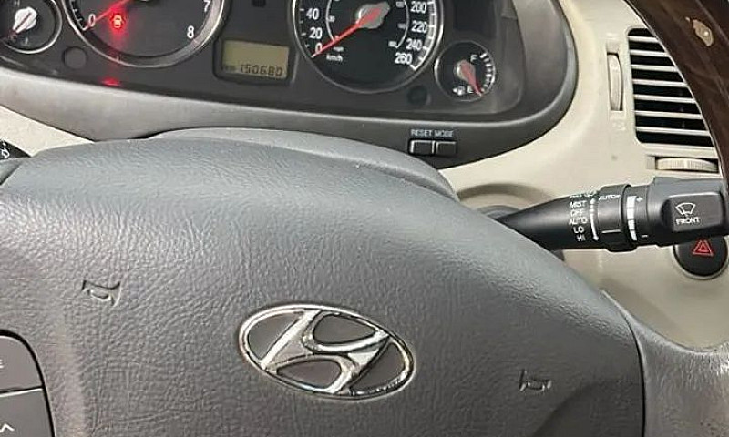 Hyundai Azera Gls 3....