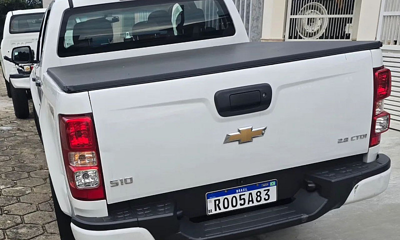 Chevrolet S10 Pick-U...
