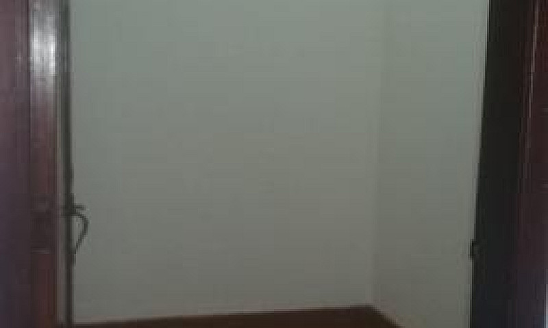 Aluga-Se Apartamento...