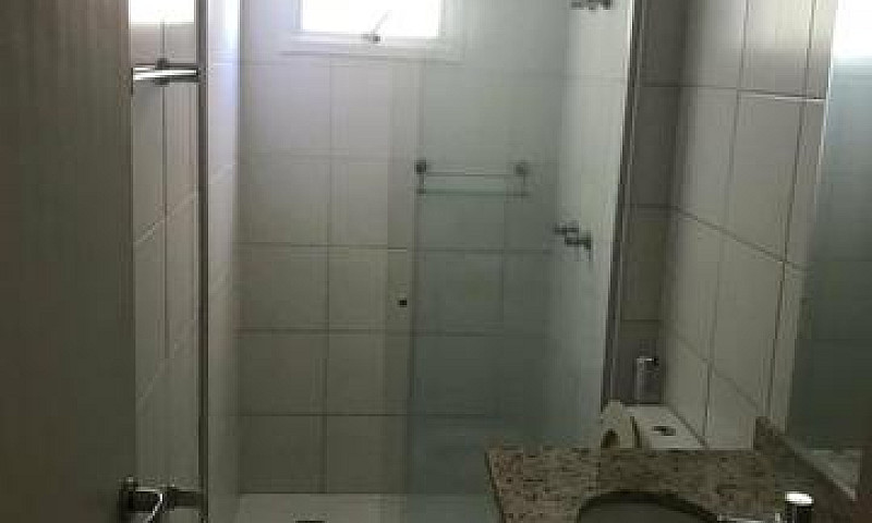 Aluga-Se Apartamento...