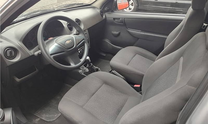Chevrolet Celta 2014...