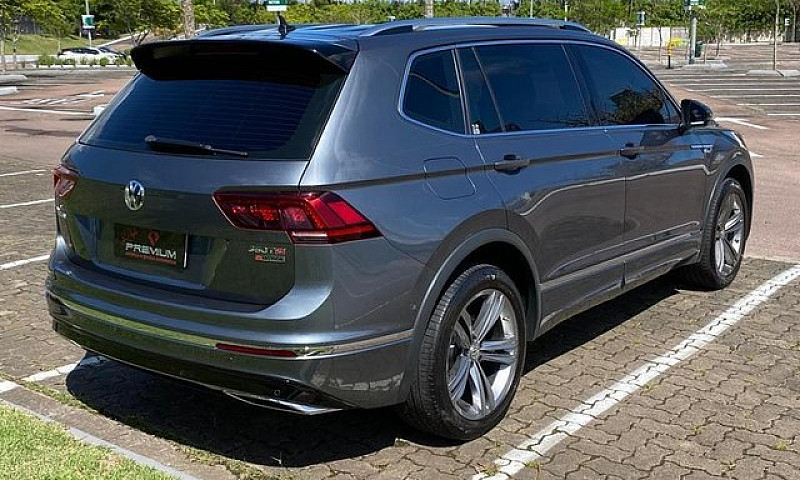 Volkswagen Tiguan Al...