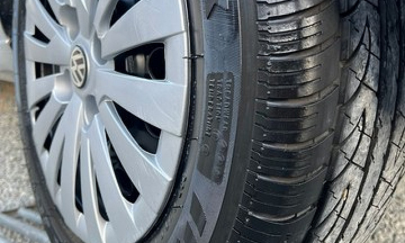 Vw Volkswagen Gol G5...