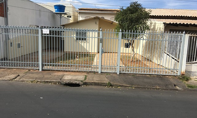 Casa Para Aluguel Qe...
