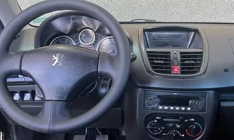 Peugeot 207 Xr Hatch...
