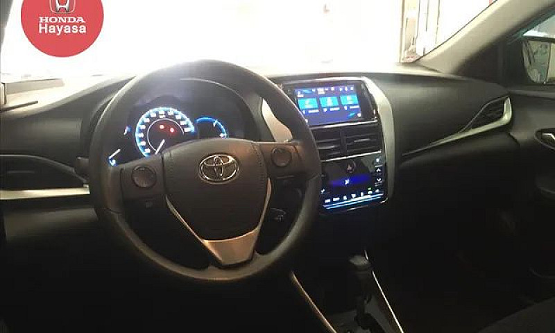 Toyota Yaris 1.5 16V...