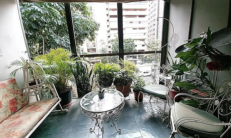 Apartamento À Venda ...