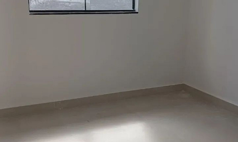 Casa Com 3 Dormitóri...