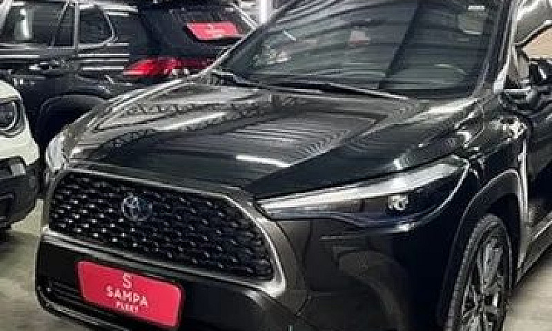 Toyota Corolla Cross...