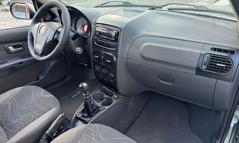 Fiat Grand Siena Att...