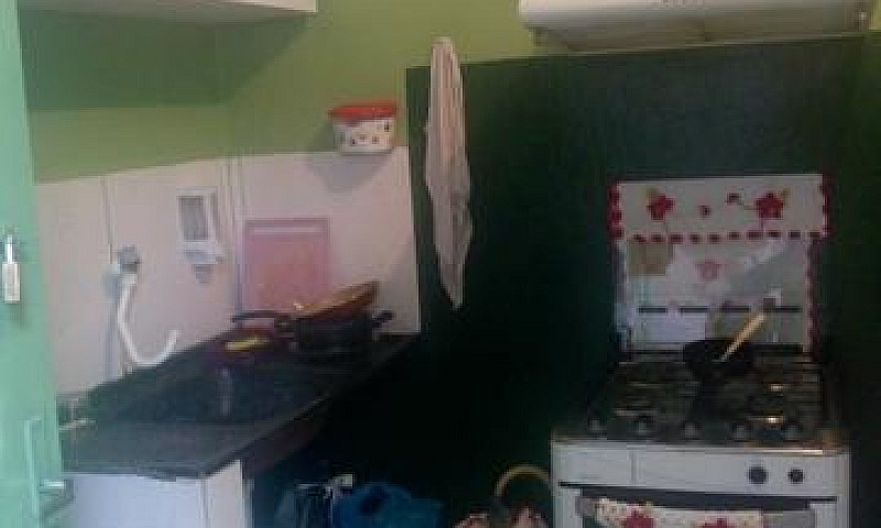 Vendo Uma Casa De Al...
