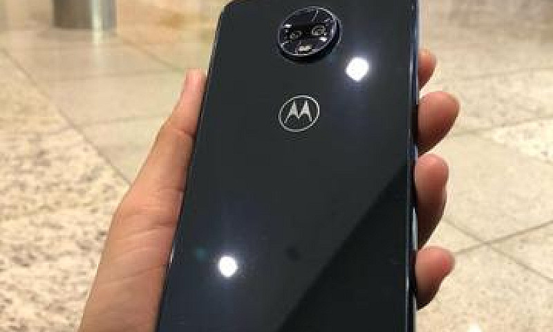 Barbada, Moto Z3 Top...