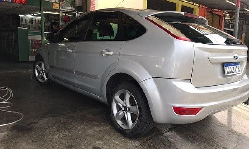 Vendo Focus 1.6...