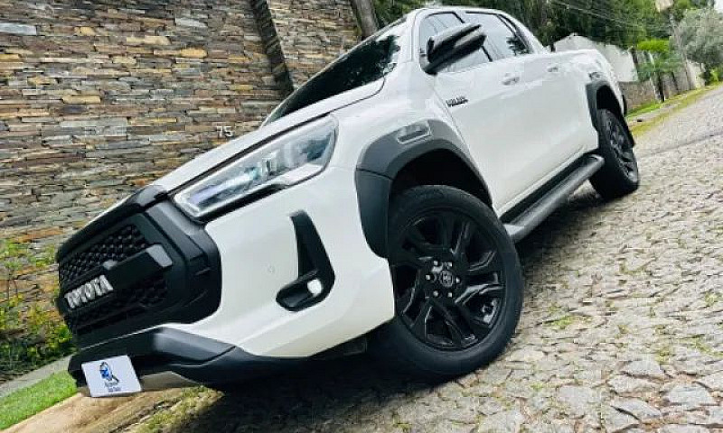 Hilux Srv 2022 + R$2...