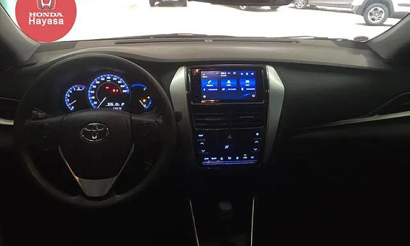 Toyota Yaris 1.5 16V...