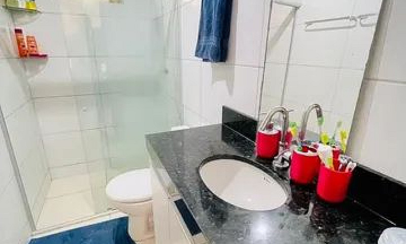 Casa De Condomínio T...
