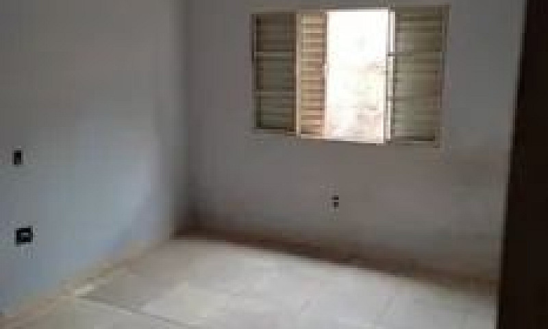 Casa Em Rocha Mirand...