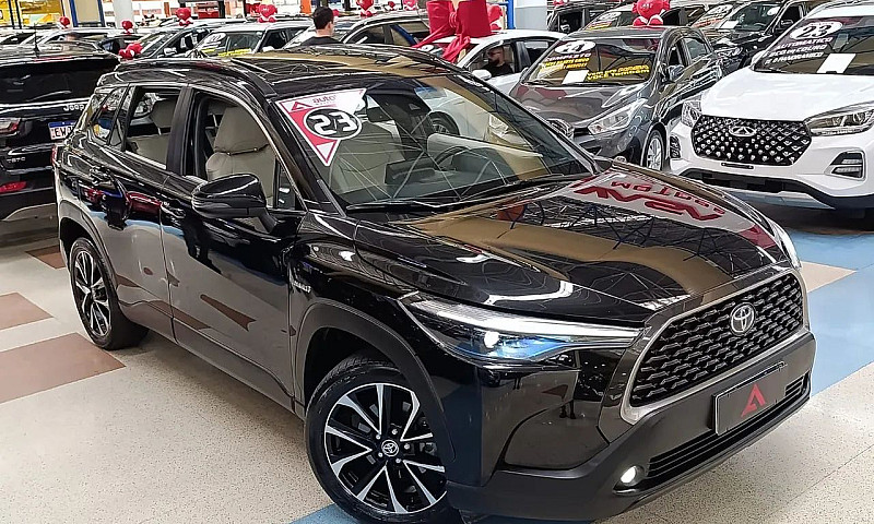 Toyota Corolla Cross...