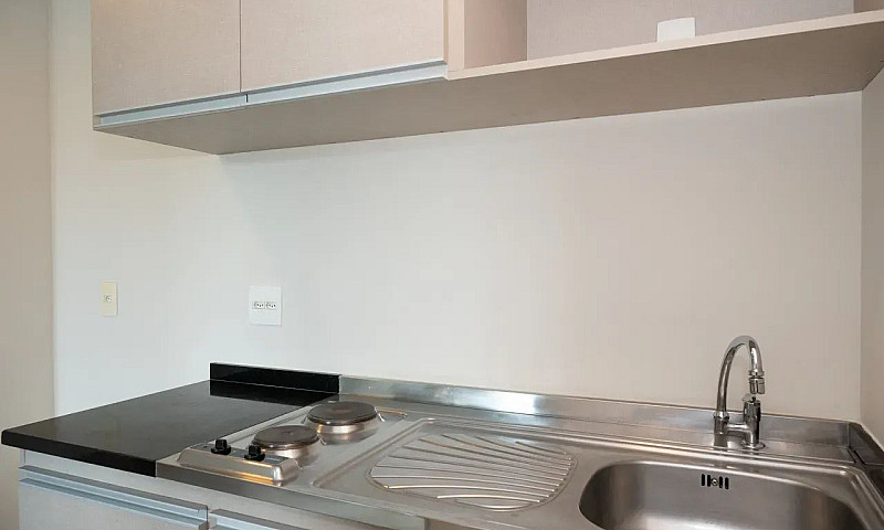 Apartamento Semimobi...