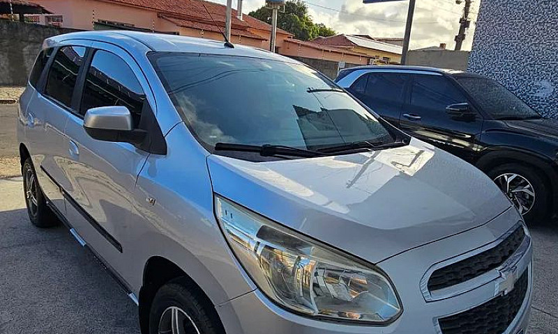 Chevrolet Spin Lt 1....