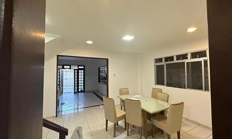 Casa Residencial Em ...