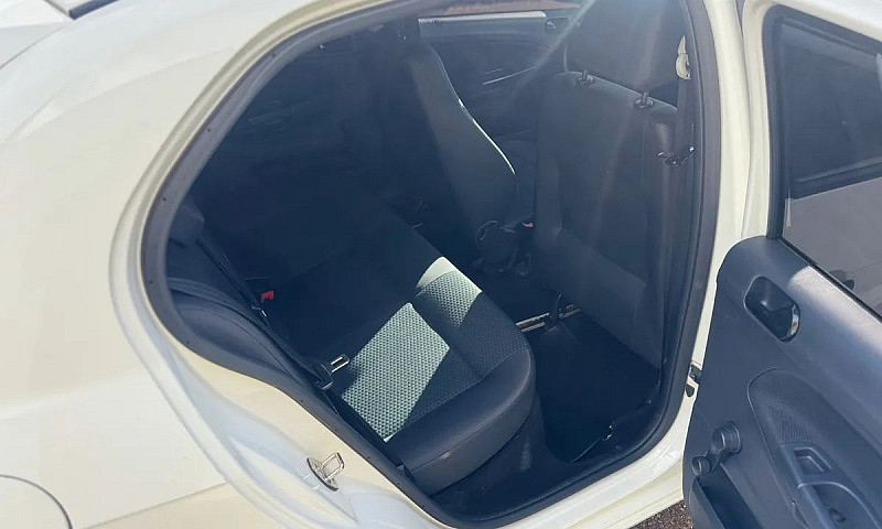 Volkswagen Gol Geraç...