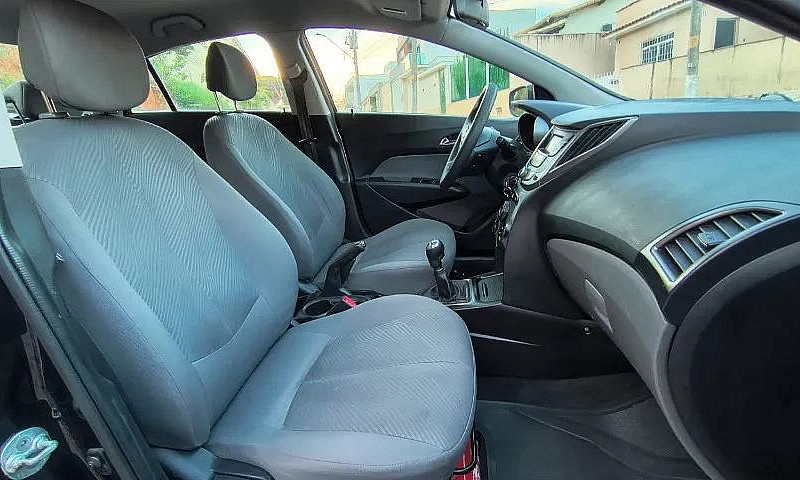 Hyundai Hb20S C.plus...