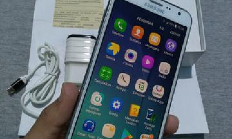 Galaxy J7...