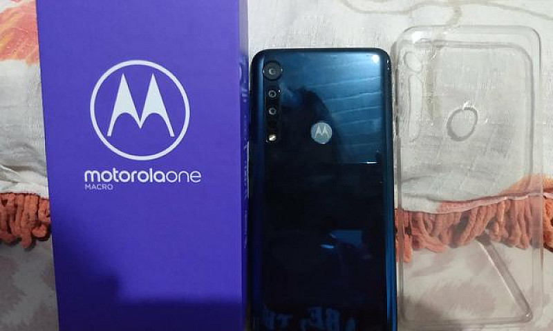 Motorola One Macro D...