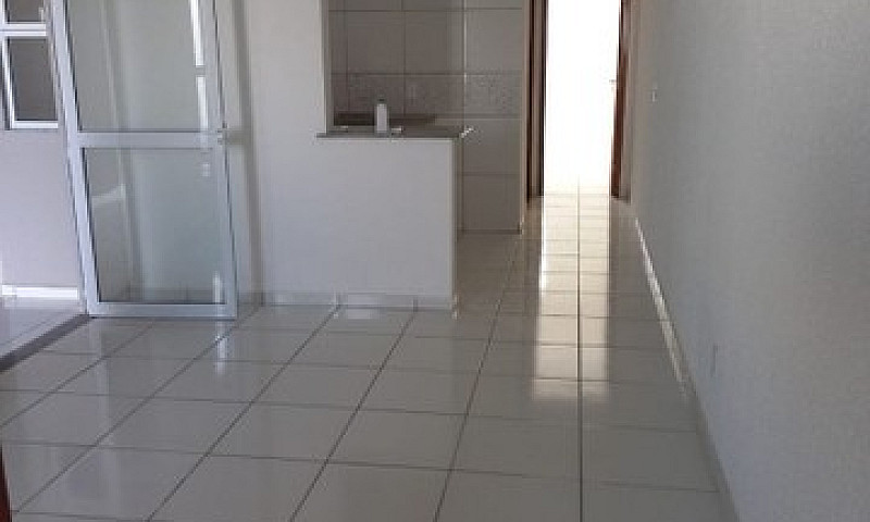 Aluga-Se Casa Com Do...