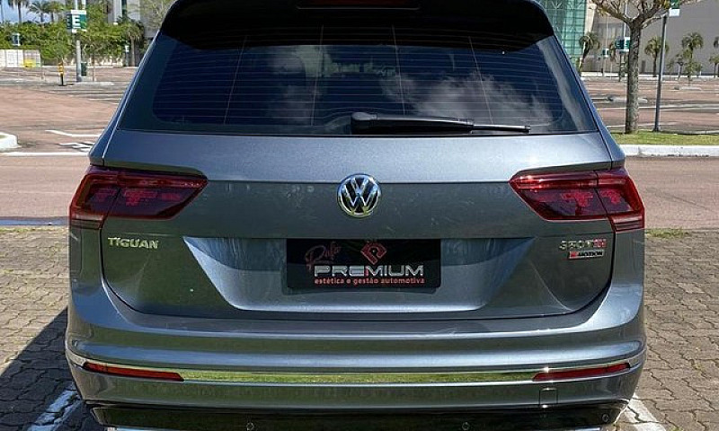 Volkswagen Tiguan Al...