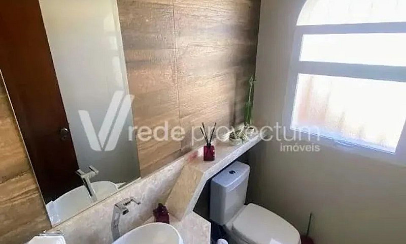 Casa À Venda De 4 Qu...