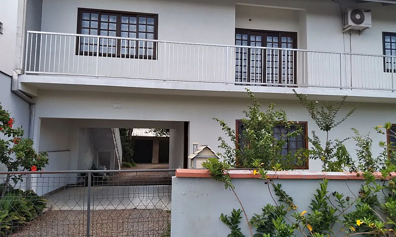 Casa Sobrado, Com 2 ...
