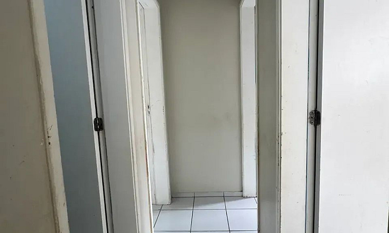 Alugo Apto Semi Mobi...