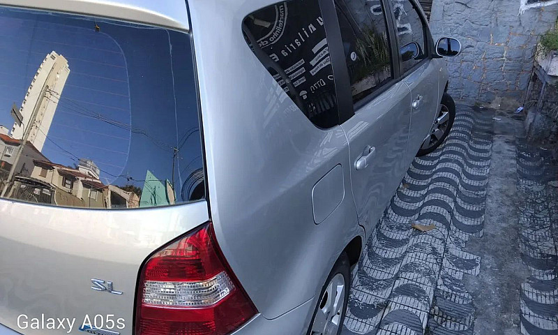 Nissan Livina Sl 1.6...