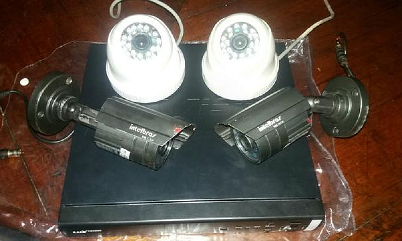 Dvr 8 Canais E 4 Câm...
