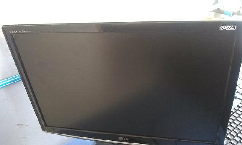 2 Monitor Da Lg Um D...