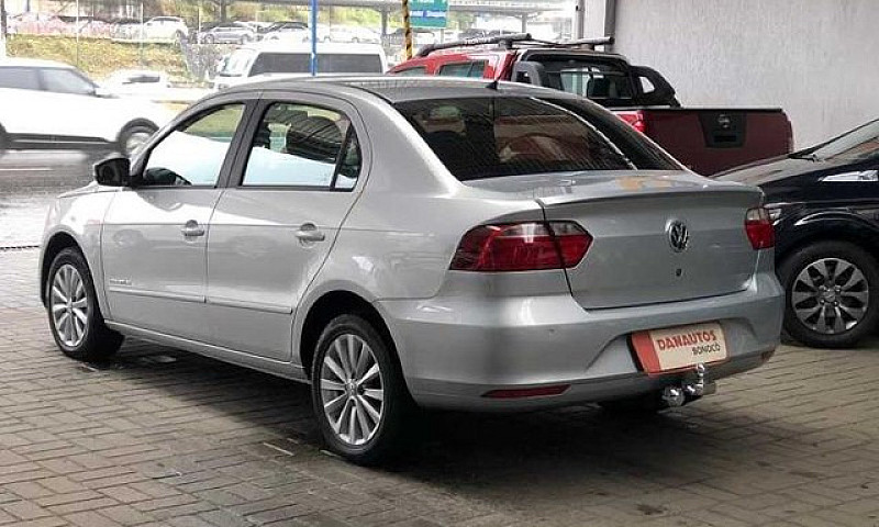 Volkswagen Voyage 1....