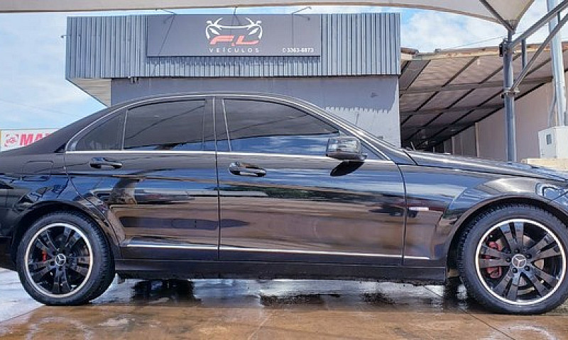 Mercedes C200...