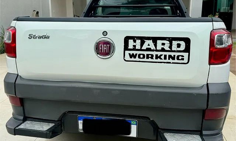 Fiat Strada Hard Wor...