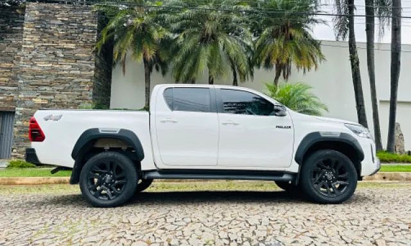 Hilux Srv 2022 + R$2...